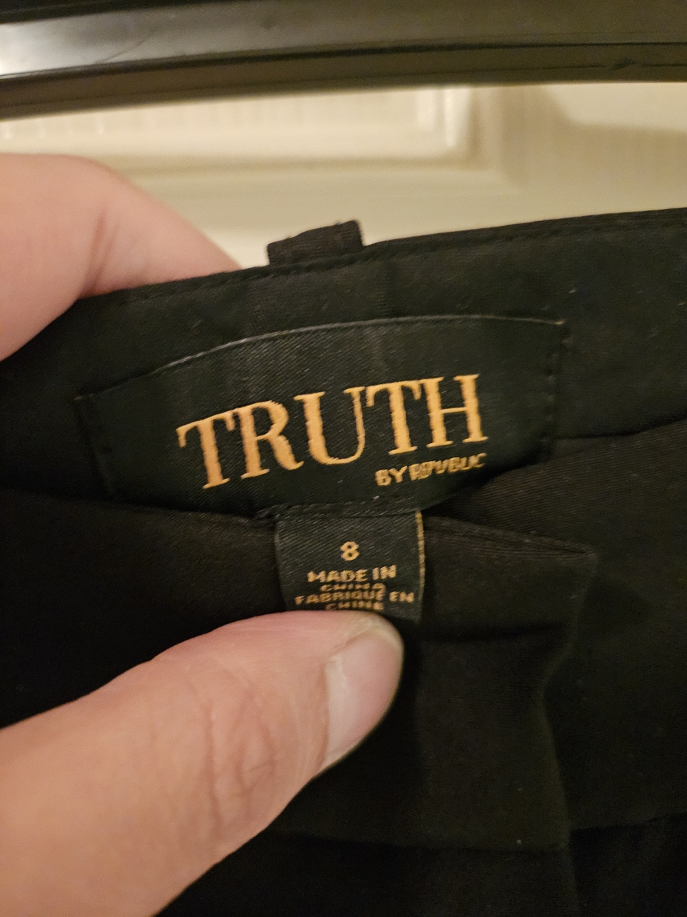 Truth by Republic Black Women's Skirt - Size 8